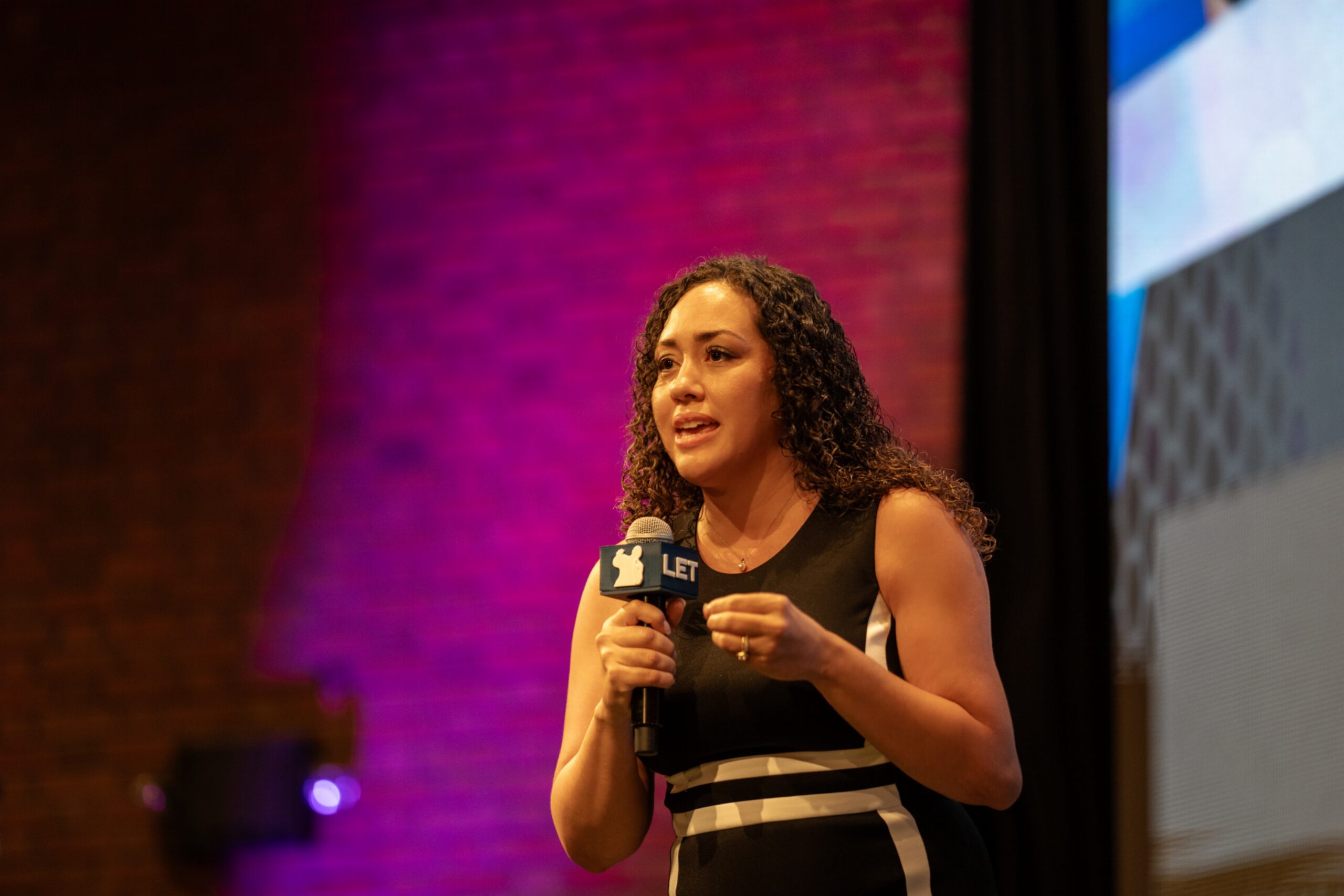 Dr Alicia Speaks